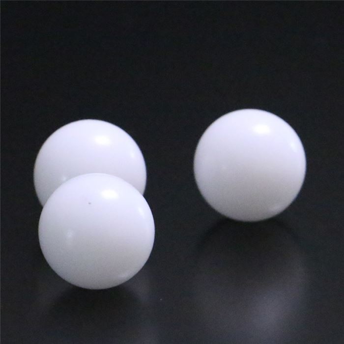 توپ پلاستیکی Pom